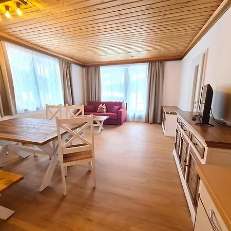 Juri & Hermann 1 Apartamento *