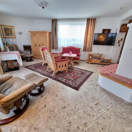 Juri & Hermann 1 Appartement *