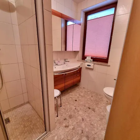 Juri & Hermann 1 Апартаменты