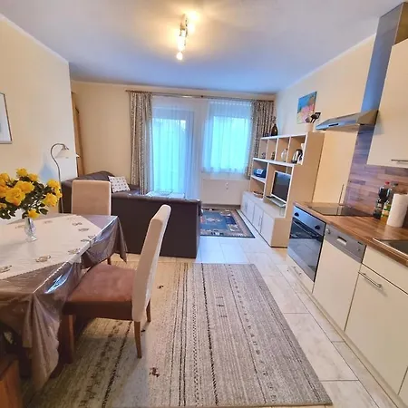 Juri & Hermann 1 Apartamento *